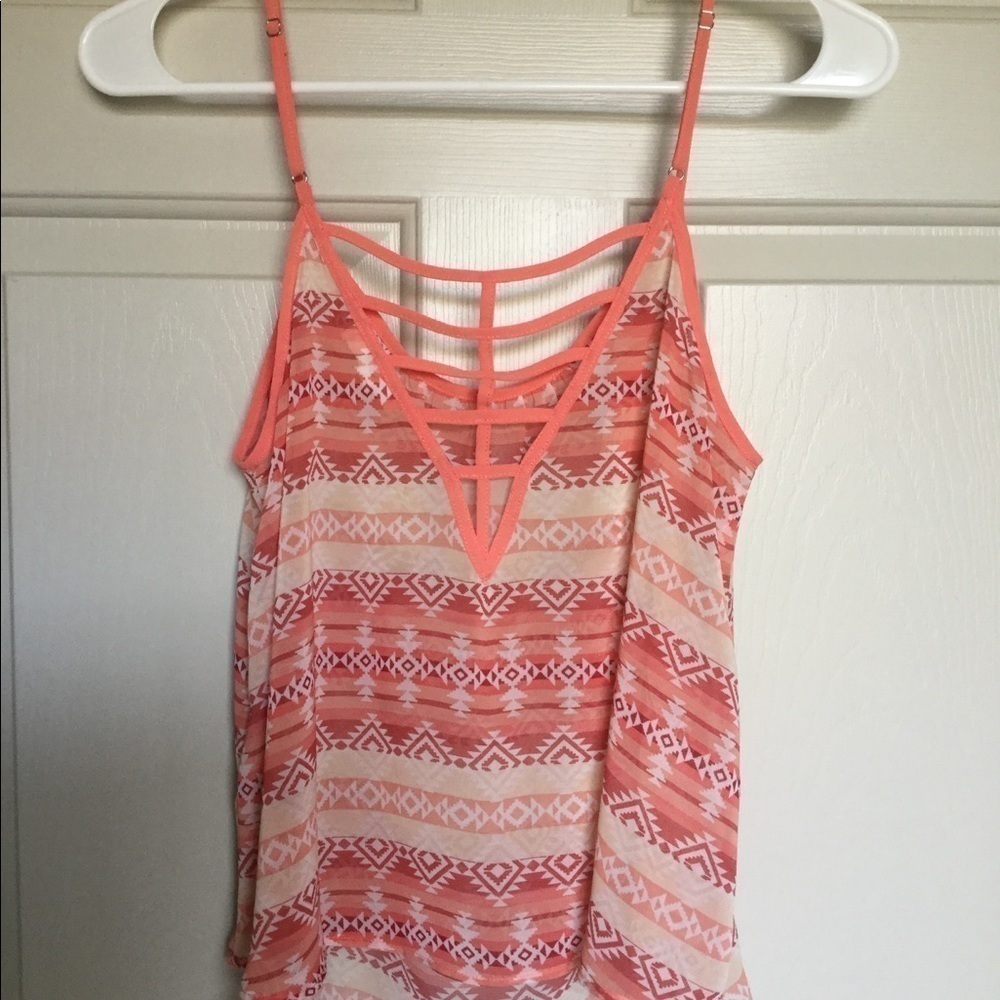 Crop Top - Picture 2 of 5